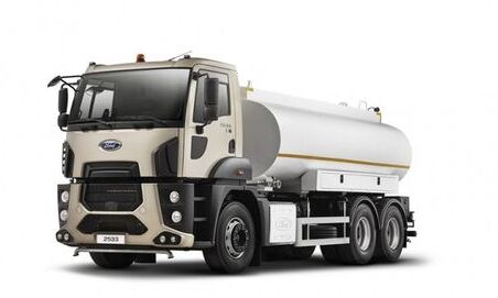 neues Ford 2533 Kraftstoff-LKW