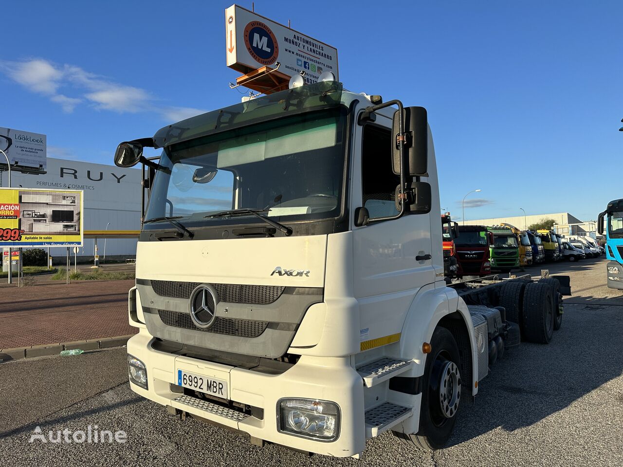 Mercedes-Benz  Axor 26.33 Plattform LKW